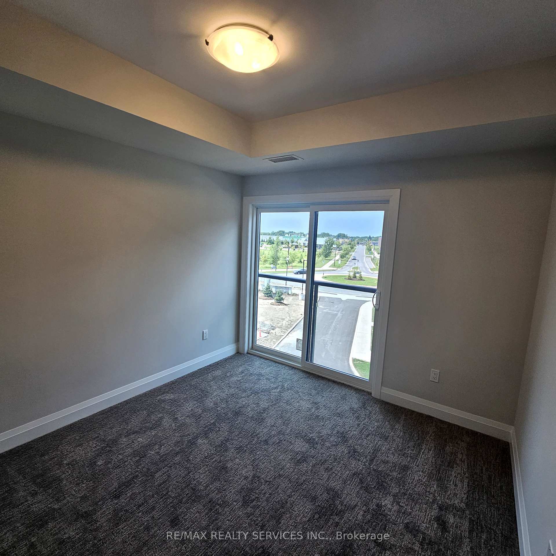 Photo 7 of Unit 300, 118 Summerside Boulevard, Pelham, Fonthill — HOMEH