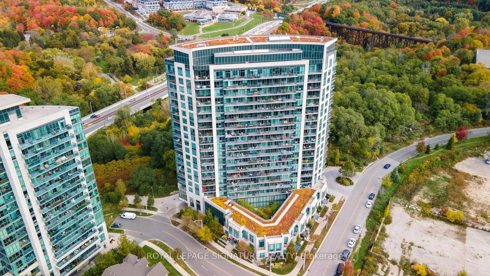 Front of Unit 504, 160 Vanderhoof Avenue