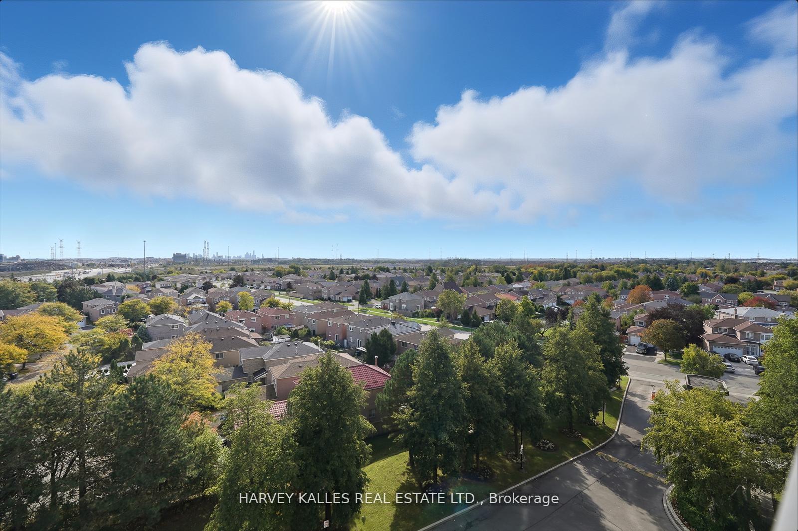 Photo 11 of Unit 812, 20 Cherrytree Drive, Brampton, Fletcher's Creek South — HOMEH
