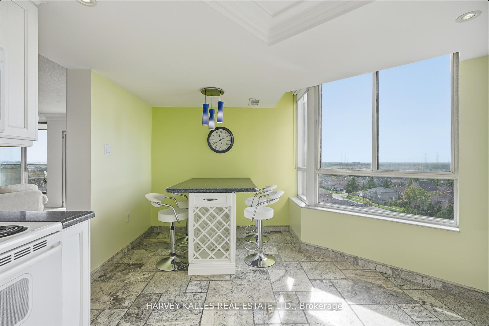 Photo 14 of Unit 812, 20 Cherrytree Drive, Brampton, Fletcher's Creek South — HOMEH