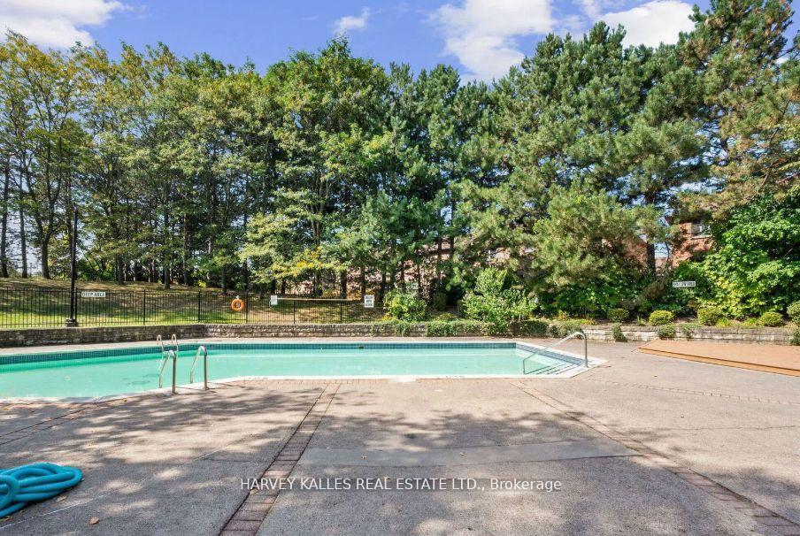 Photo 40 of Unit 812, 20 Cherrytree Drive, Brampton, Fletcher's Creek South — HOMEH