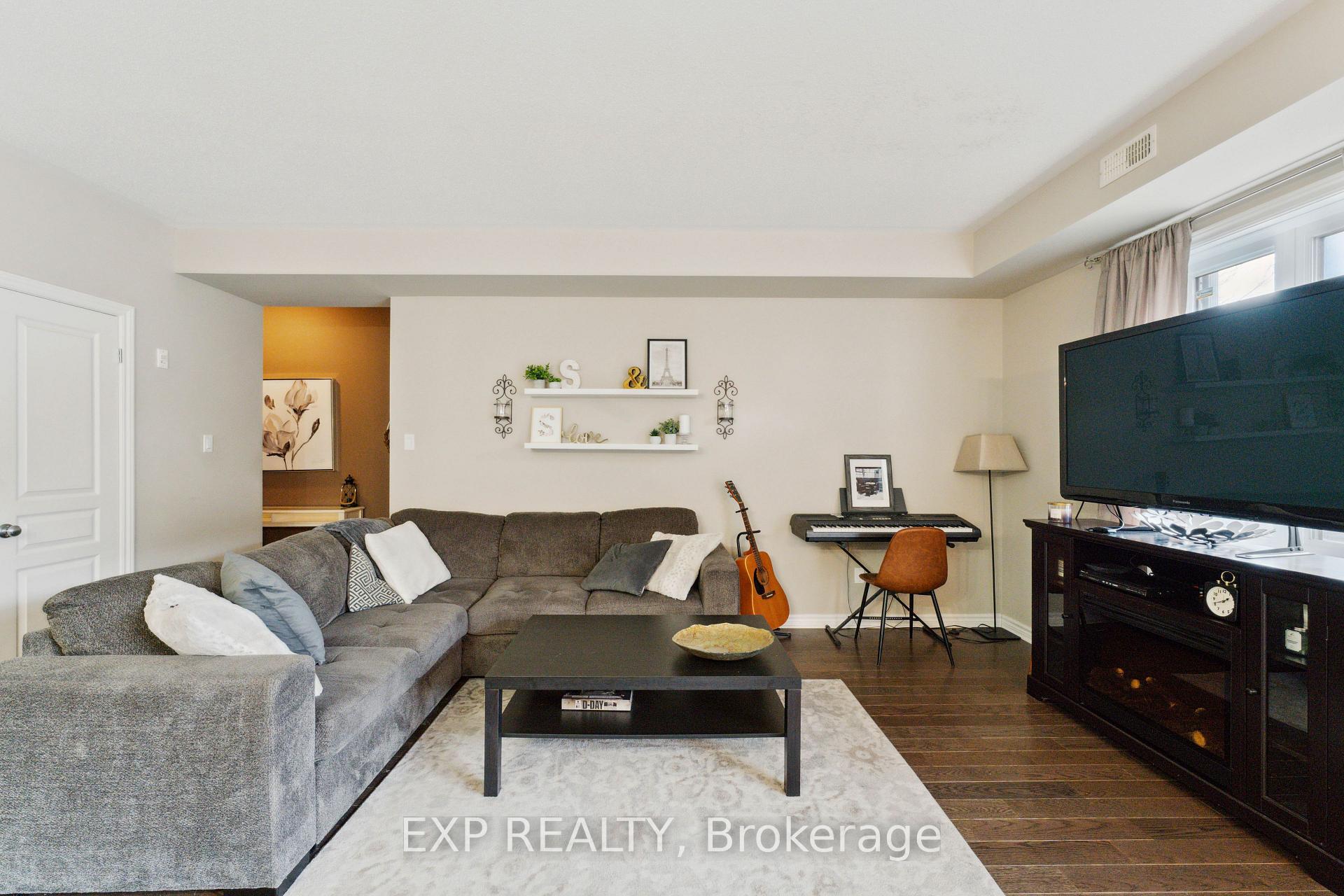 Photo 12 of Unit A, 22 Tadley Private, Ottawa, Barrhaven - Longfields — HOMEH