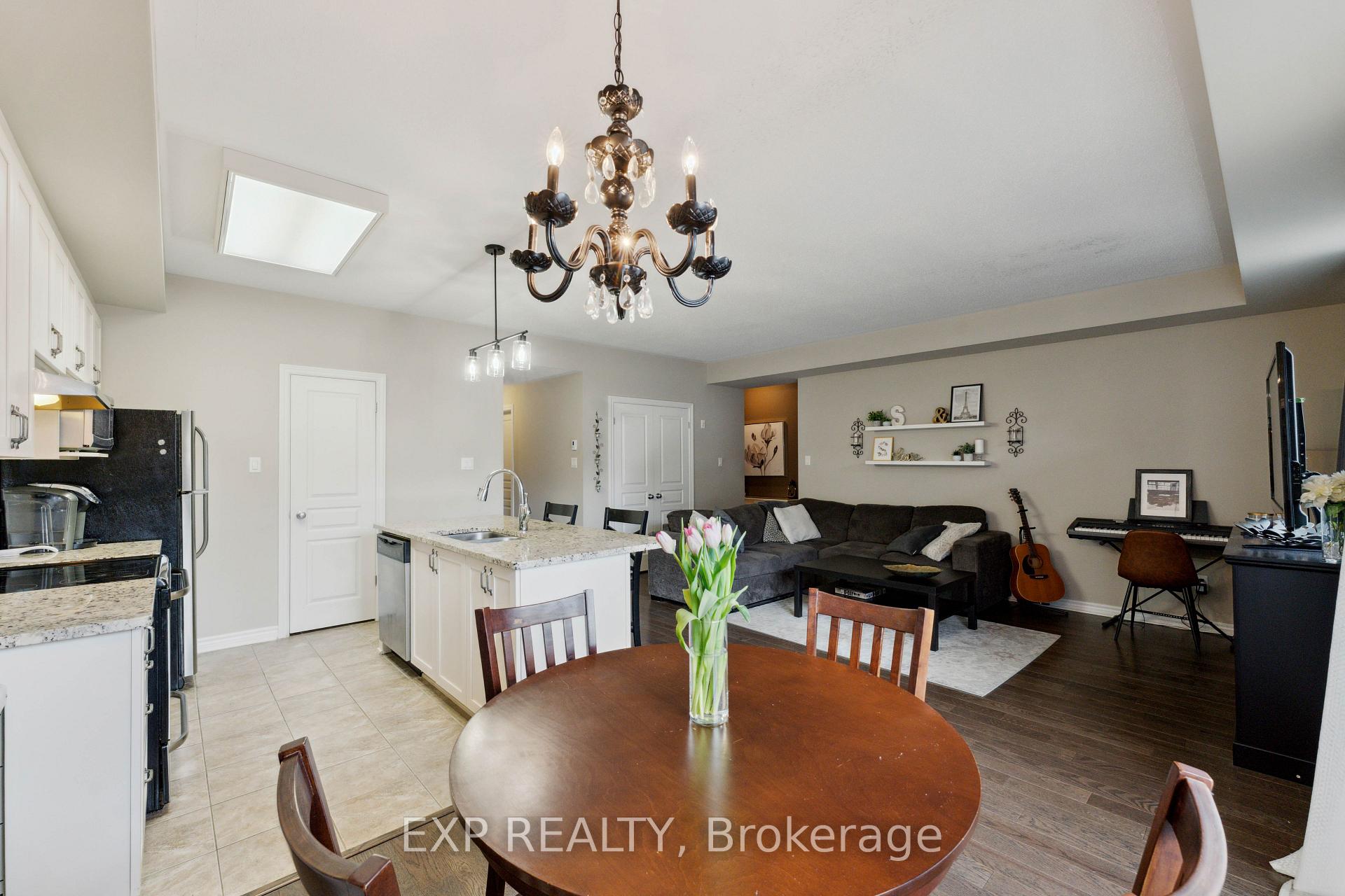 Photo 22 of Unit A, 22 Tadley Private, Ottawa, Barrhaven - Longfields — HOMEH