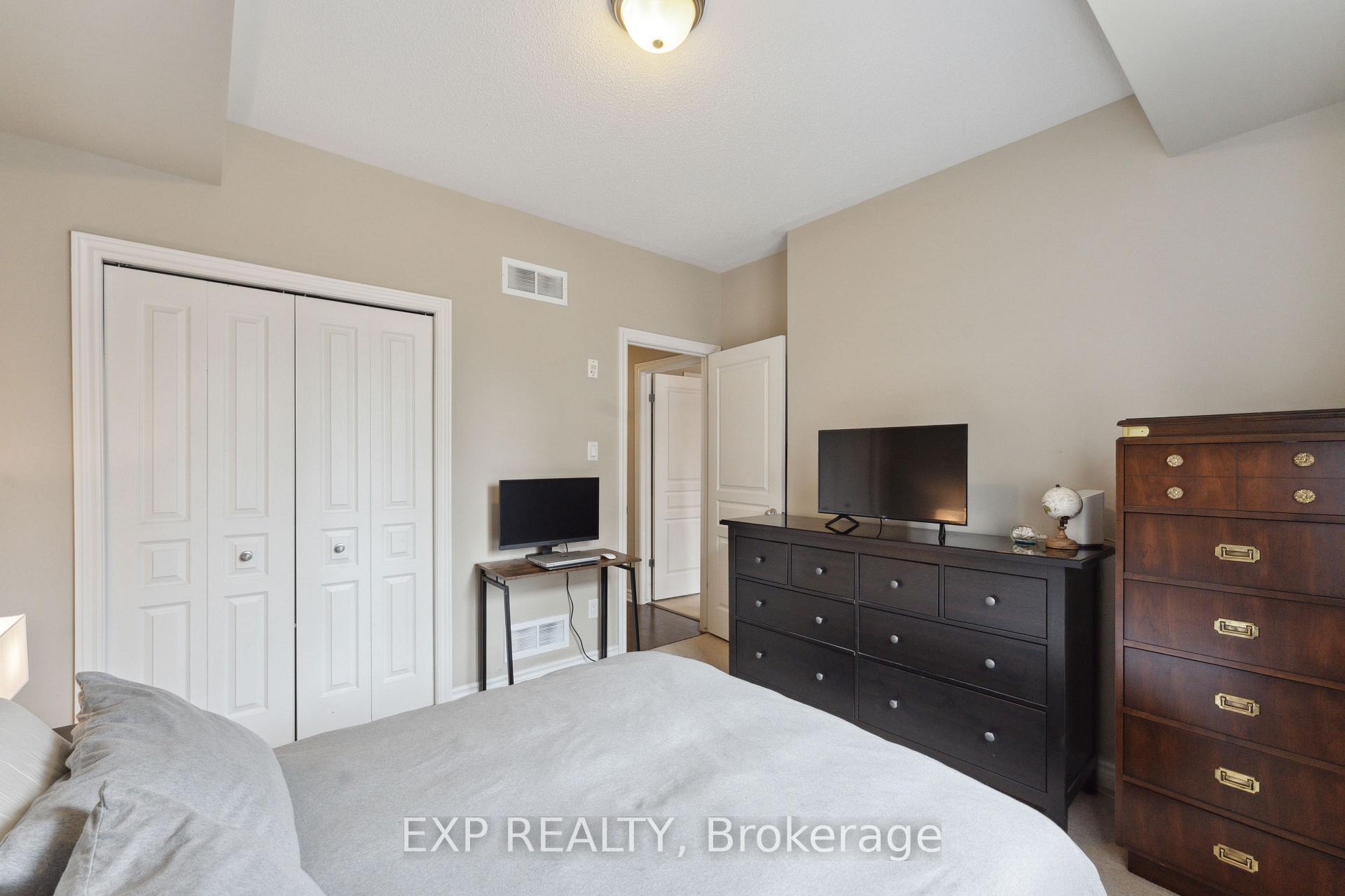 Photo 33 of Unit A, 22 Tadley Private, Ottawa, Barrhaven - Longfields — HOMEH