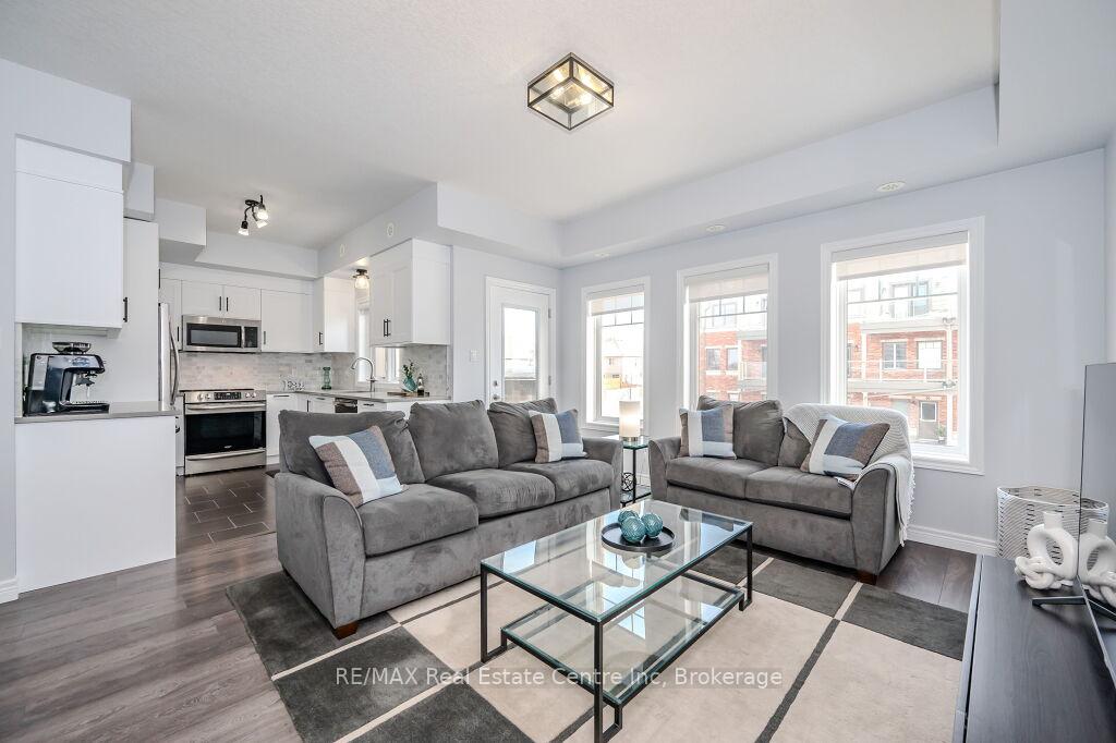 Photo 2 of Unit 24, 39 Kay Crescent, Guelph, Pineridge/Westminster Woods — HOMEH