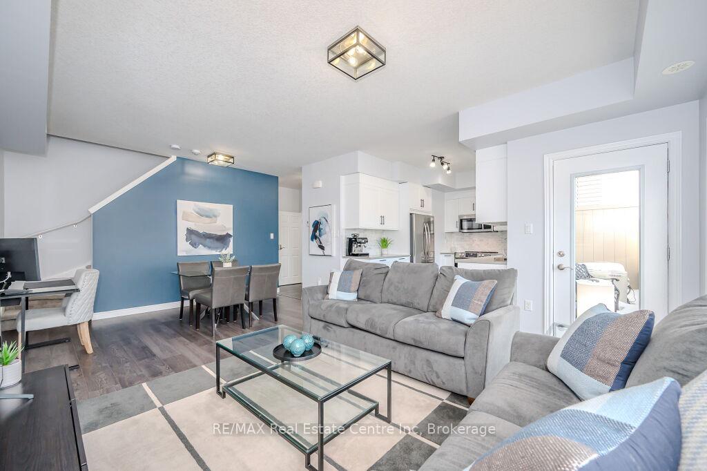 Photo 5 of Unit 24, 39 Kay Crescent, Guelph, Pineridge/Westminster Woods — HOMEH
