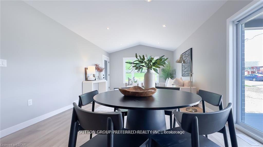 Photo 13 of 246 Beech Street, Central Huron, Clinton — HOMEH
