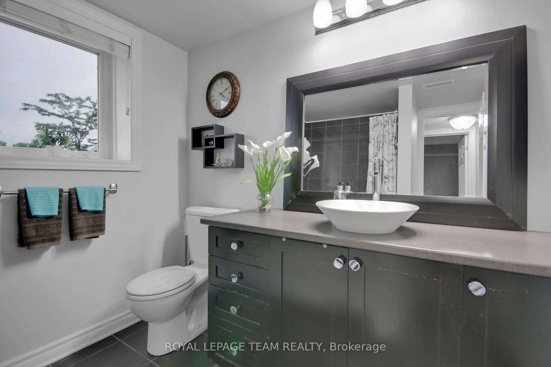 Photo 21 of Unit 2, 565 Stonefield Private, Ottawa, Barrhaven East — HOMEH