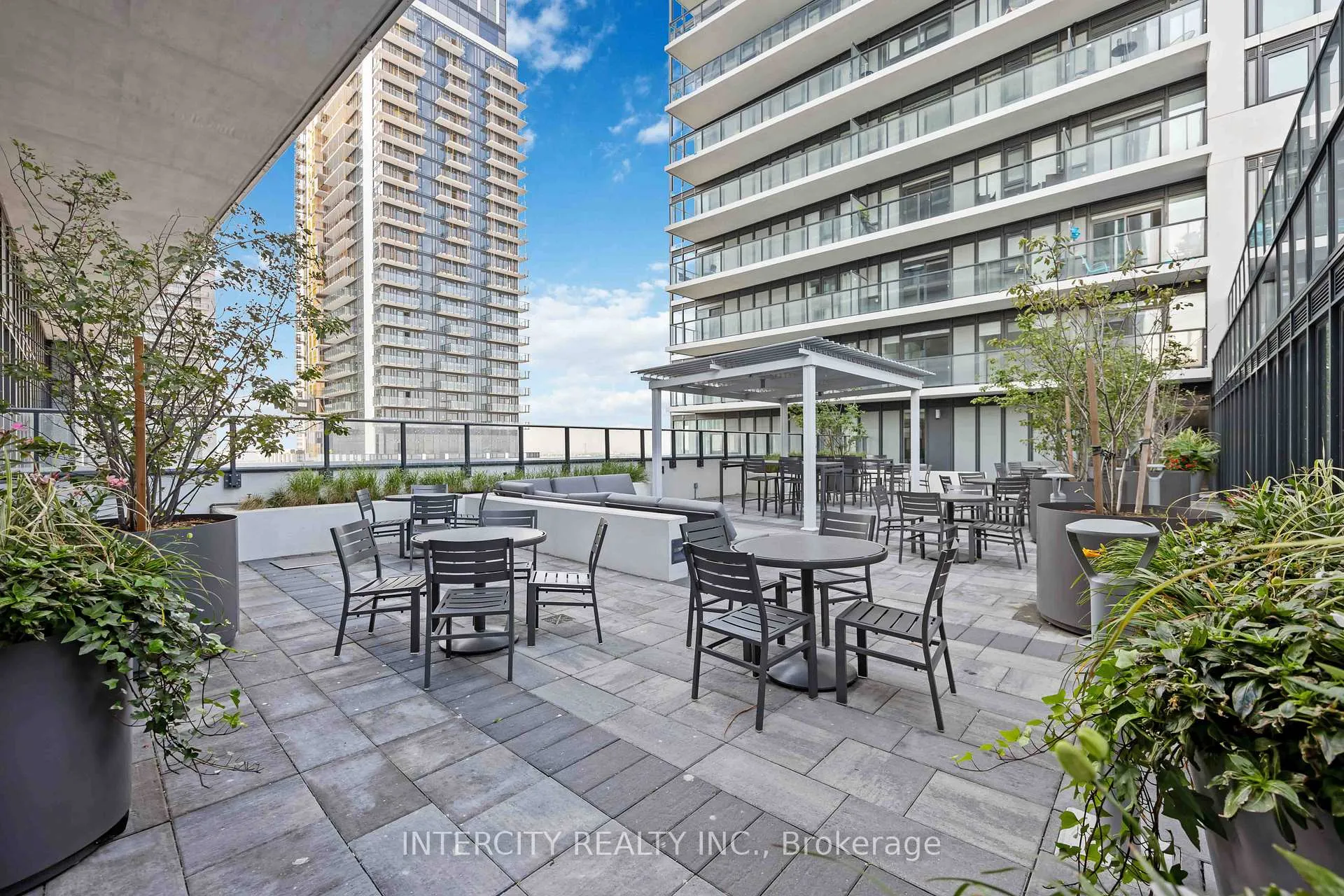 Photo 31 of Unit 523, 9000 Jane Street, Vaughan, Vellore Village — HOMEH