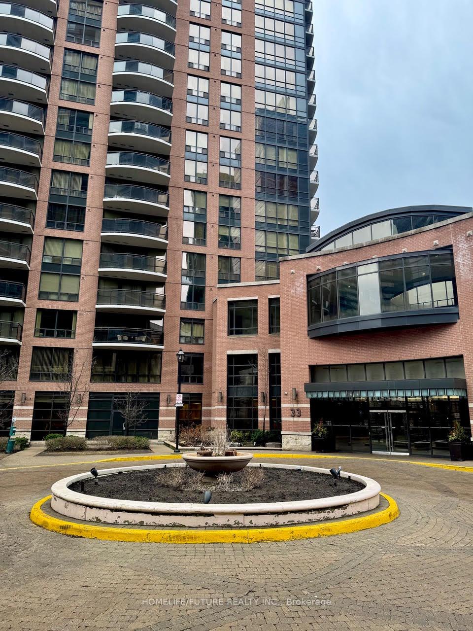 Front of Unit 806, 33 Sheppard Avenue E