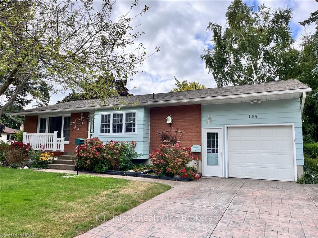 Photo 1 of 154 Blake Street E, Goderich, Goderich (Town) — HOMEH