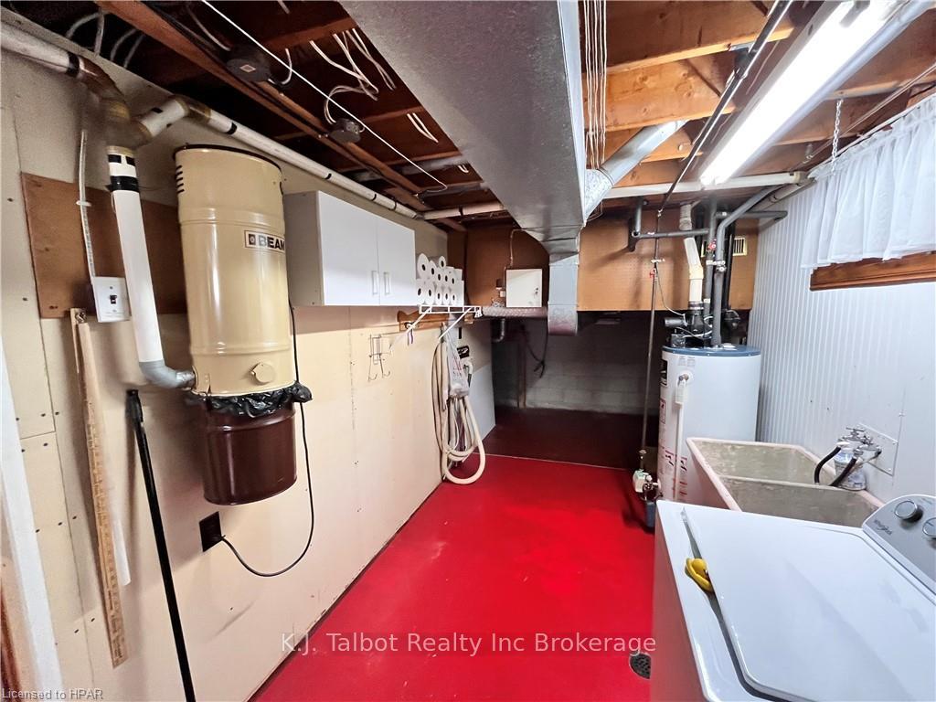 Photo 26 of 154 Blake Street E, Goderich, Goderich (Town) — HOMEH