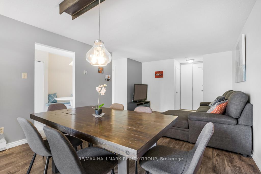 Photo 6 of Unit 203, 270 Brittany Drive, Ottawa, Viscount Alexander Park — HOMEH