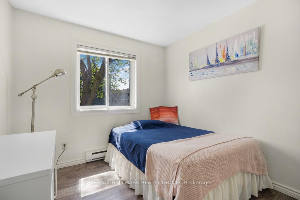 Photo 18 of Unit 203, 270 Brittany Drive, Ottawa, Viscount Alexander Park — HOMEH