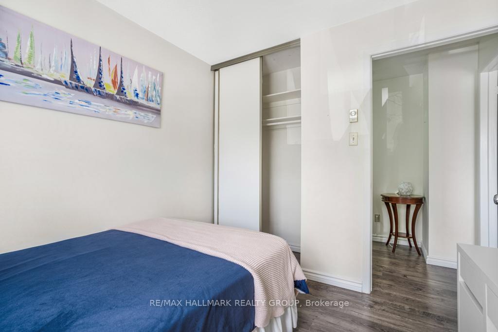 Photo 19 of Unit 203, 270 Brittany Drive, Ottawa, Viscount Alexander Park — HOMEH