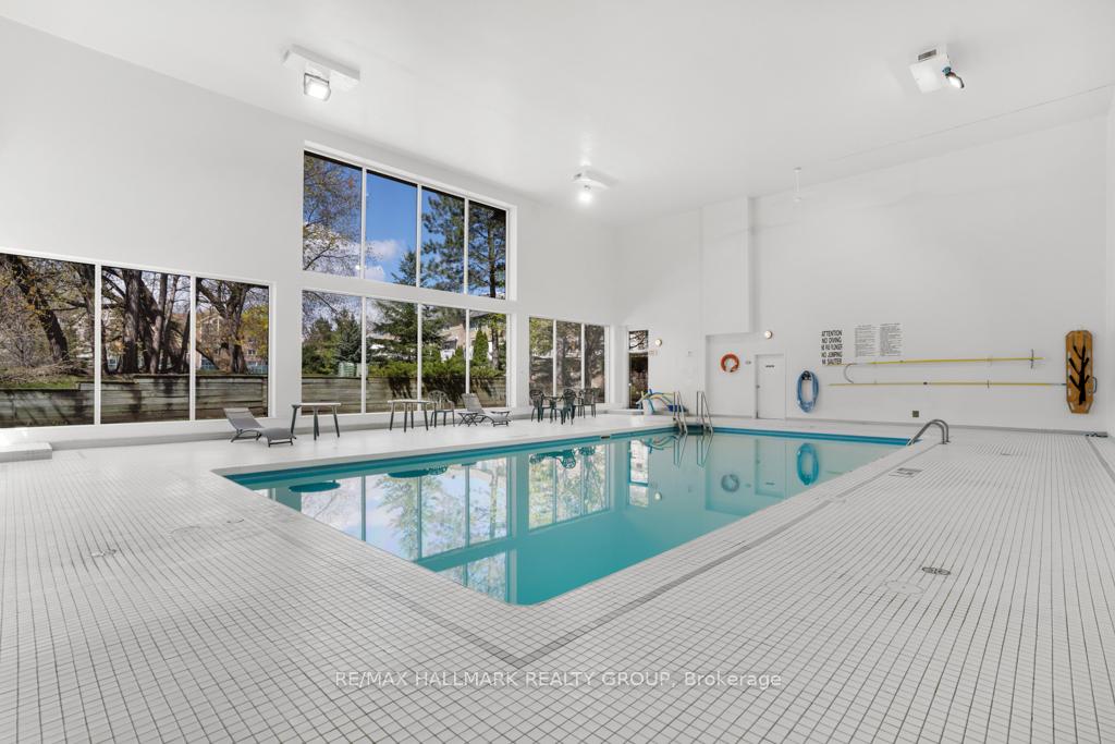 Photo 22 of Unit 203, 270 Brittany Drive, Ottawa, Viscount Alexander Park — HOMEH