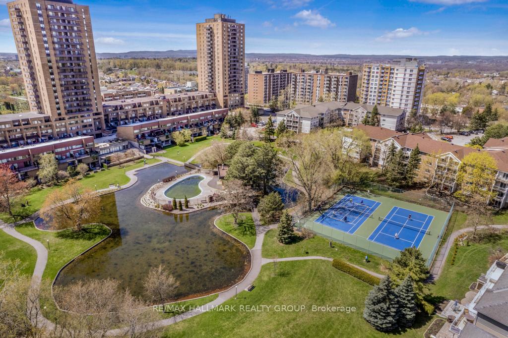 Photo 26 of Unit 203, 270 Brittany Drive, Ottawa, Viscount Alexander Park — HOMEH