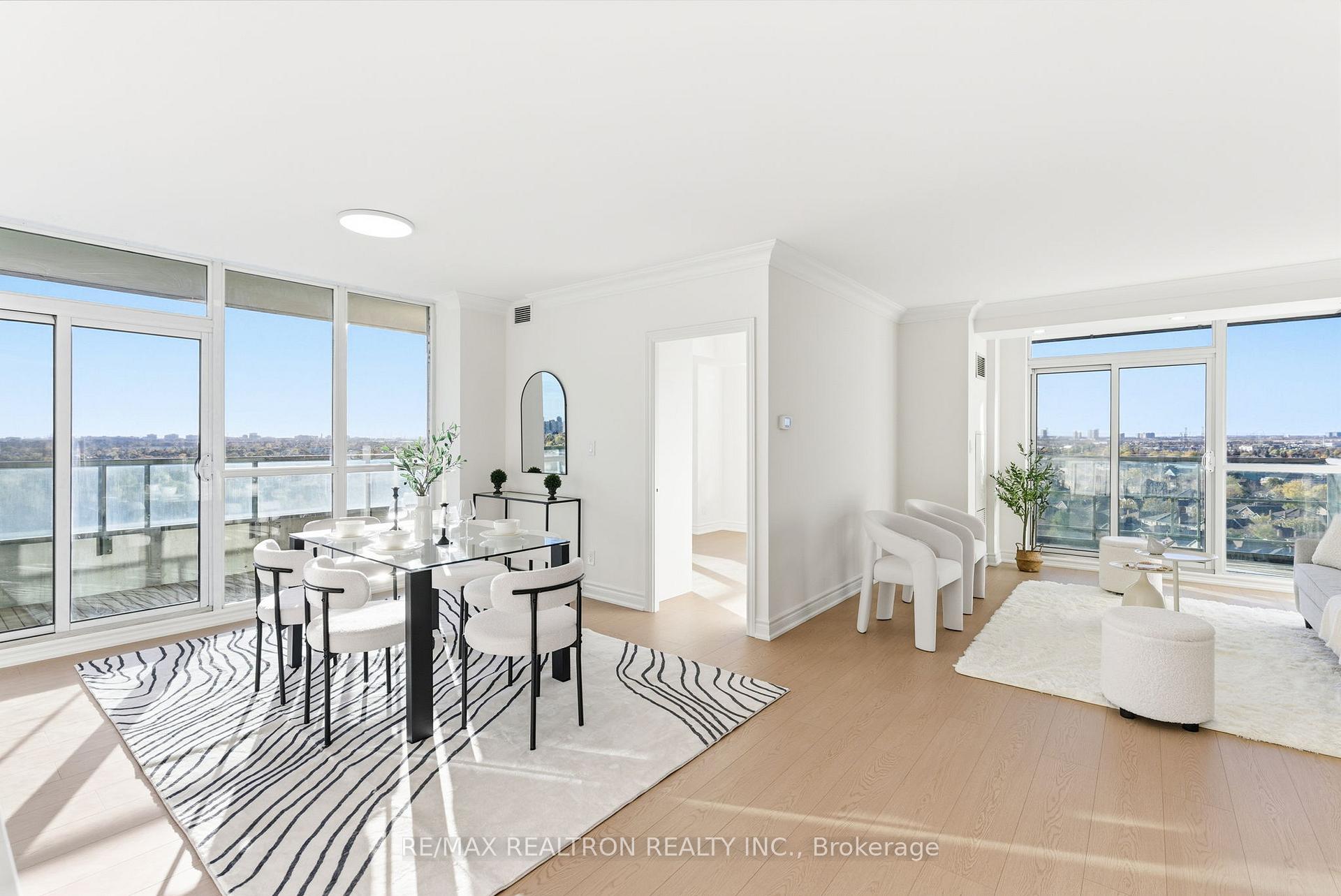 Photo 6 of Unit 1206, 88 Promenade Circle, Vaughan, Brownridge — HOMEH