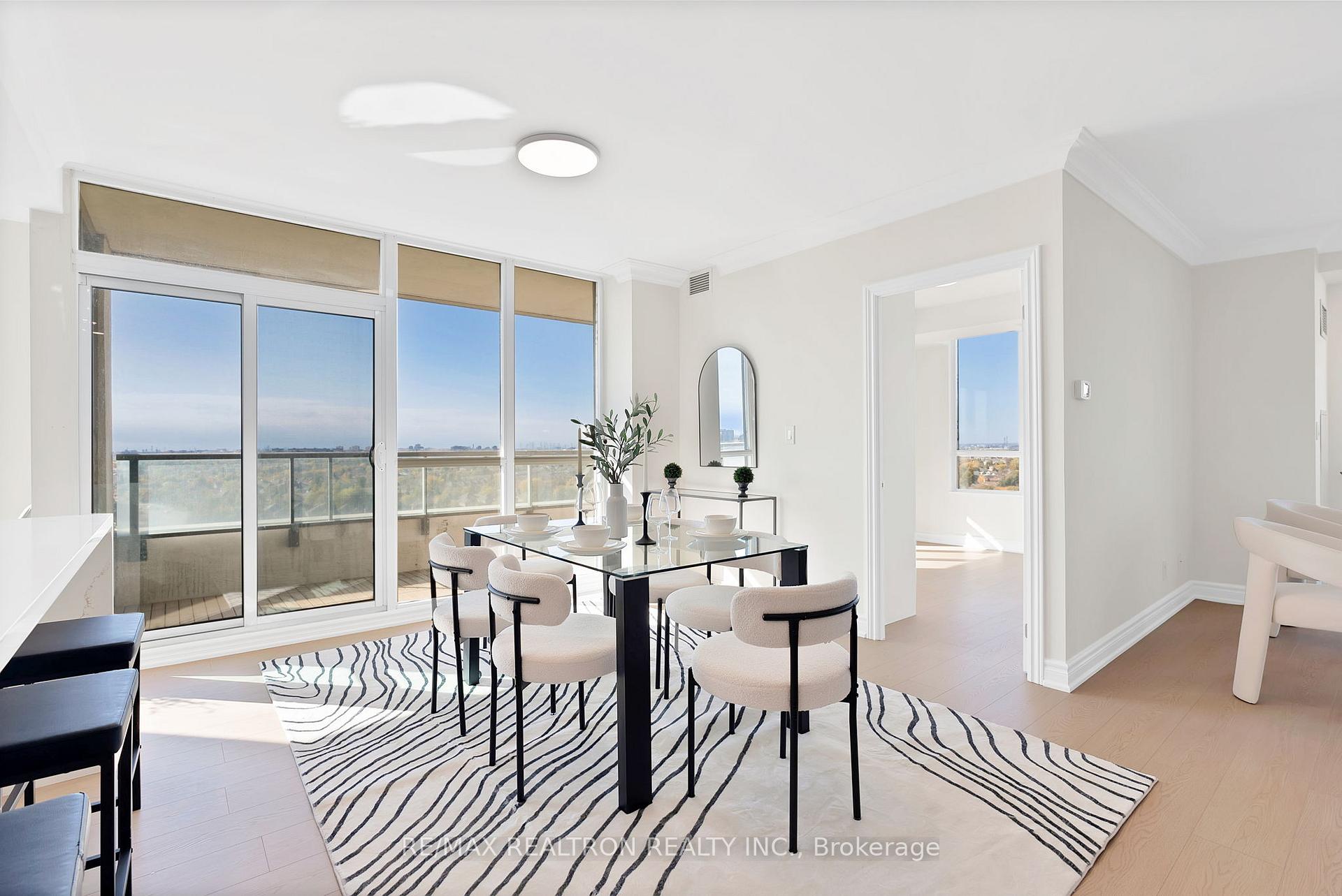 Photo 9 of Unit 1206, 88 Promenade Circle, Vaughan, Brownridge — HOMEH