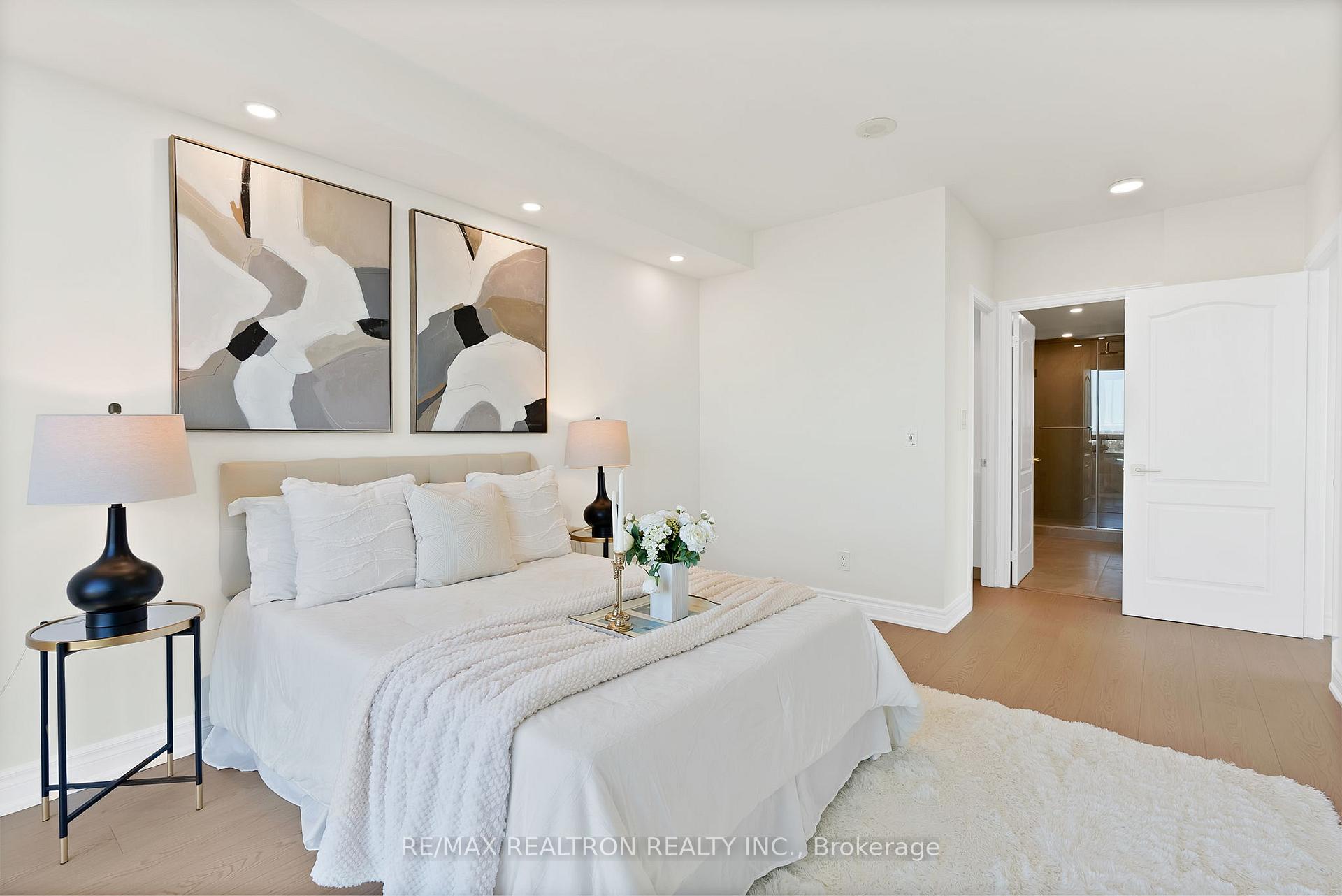 Photo 21 of Unit 1206, 88 Promenade Circle, Vaughan, Brownridge — HOMEH