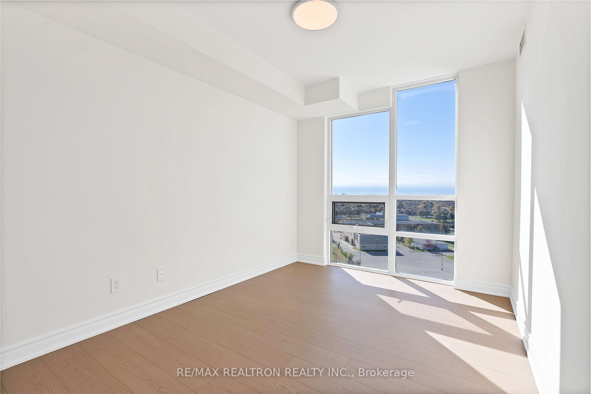 Photo 28 of Unit 1206, 88 Promenade Circle, Vaughan, Brownridge — HOMEH