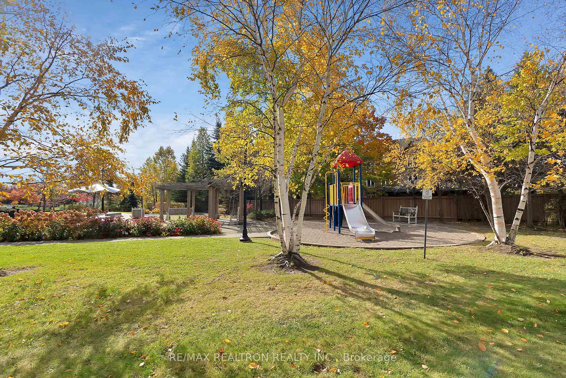 Photo 47 of Unit 1206, 88 Promenade Circle, Vaughan, Brownridge — HOMEH