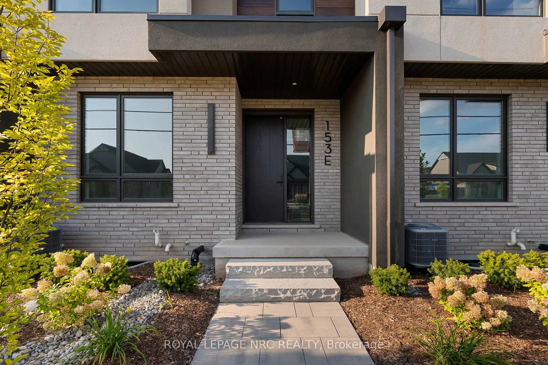 Photo 4 of 153E Port Robinson Road, Pelham, Fonthill — HOMEH