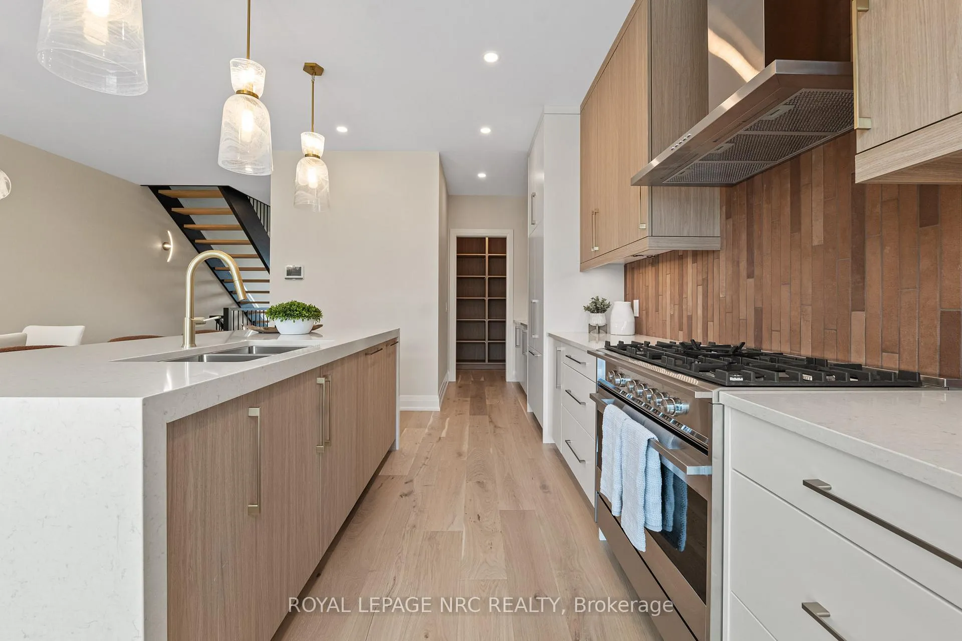 Photo 14 of 153E Port Robinson Road, Pelham, Fonthill — HOMEH