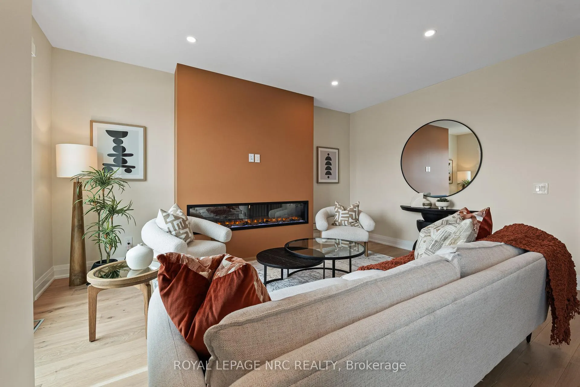 Photo 17 of 153E Port Robinson Road, Pelham, Fonthill — HOMEH
