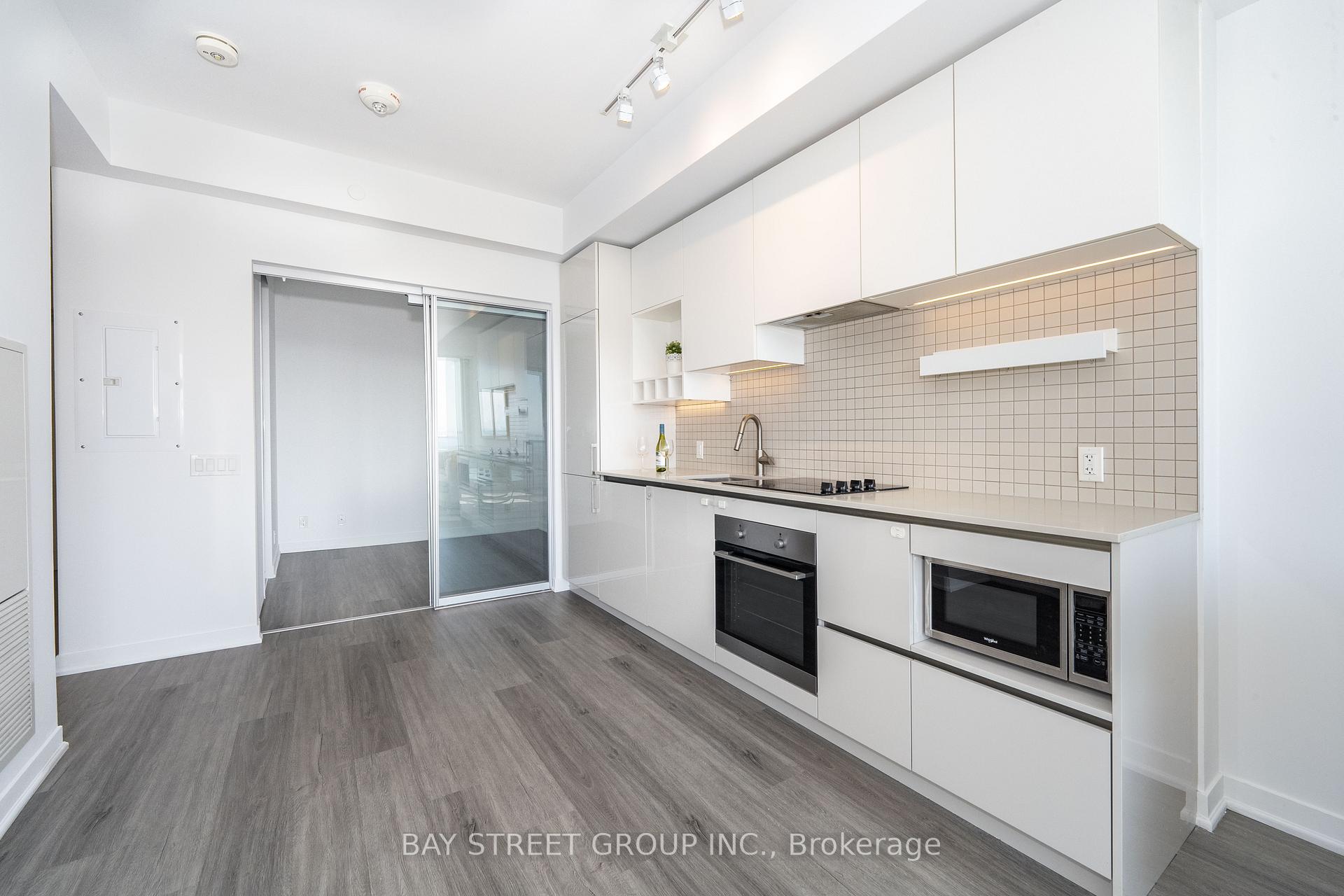 Photo 11 of Unit 3208, 5 Buttermill Avenue, Vaughan, Vaughan Corporate Centre — HOMEH