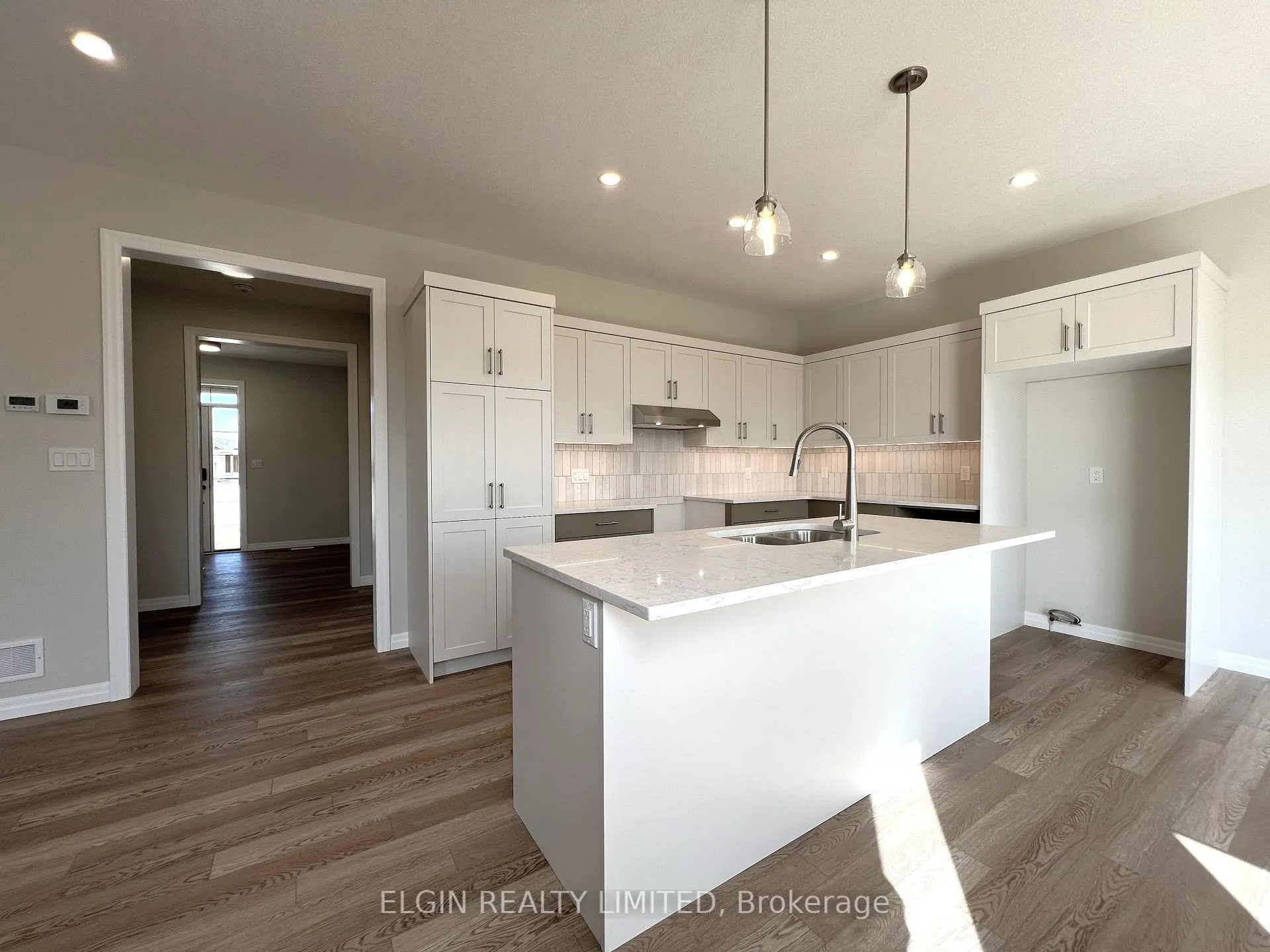 Photo 15 of 8 Horizon Court, Central Elgin, Rural Central Elgin — HOMEH