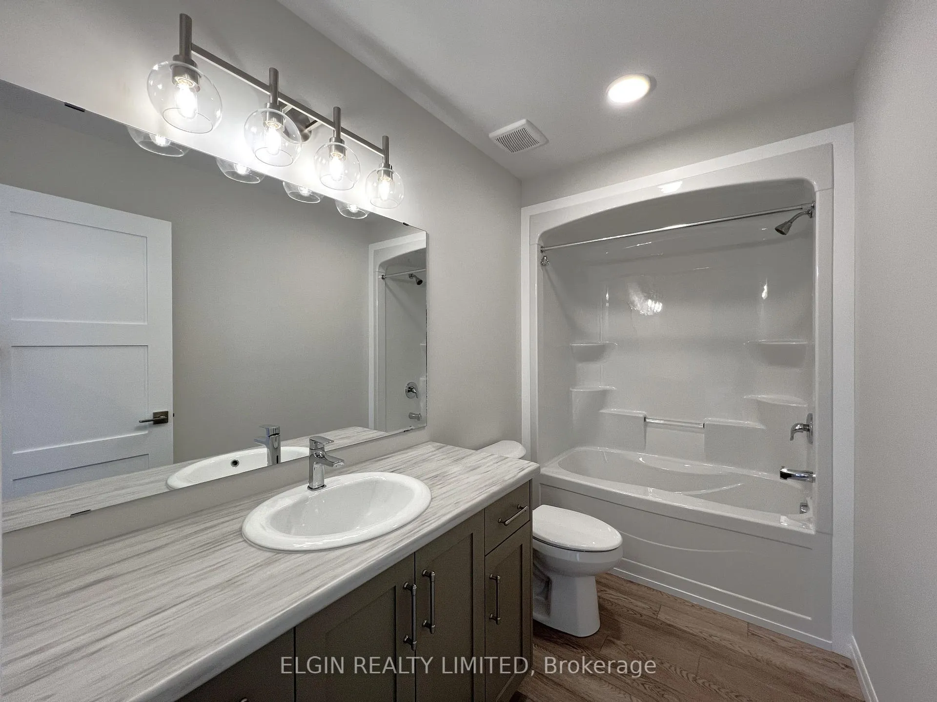 Photo 23 of 8 Horizon Court, Central Elgin, Rural Central Elgin — HOMEH