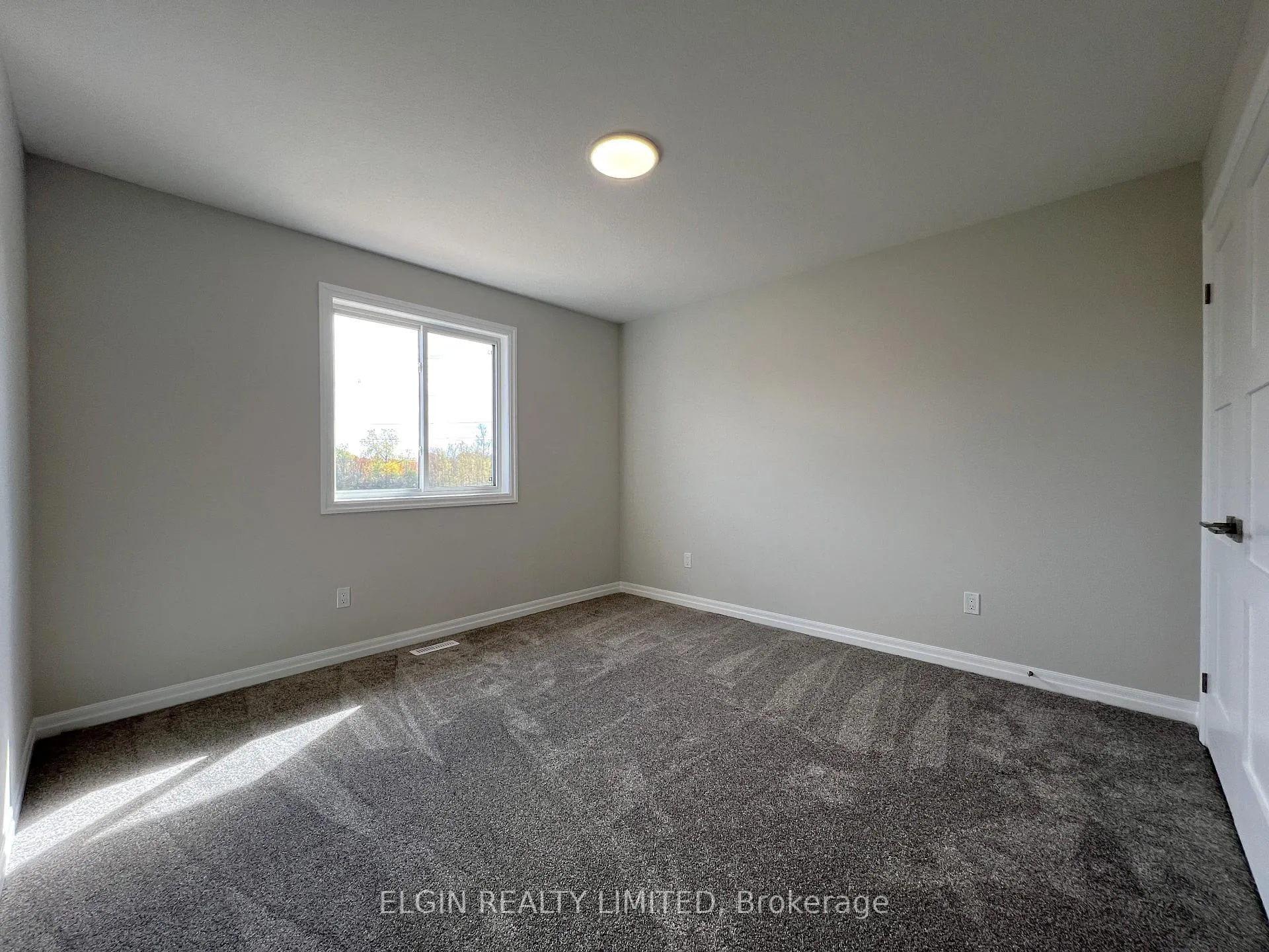 Photo 24 of 8 Horizon Court, Central Elgin, Rural Central Elgin — HOMEH