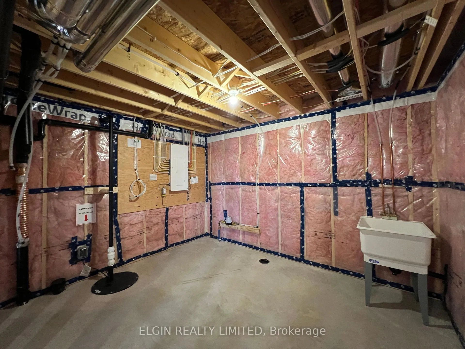 Photo 31 of 8 Horizon Court, Central Elgin, Rural Central Elgin — HOMEH