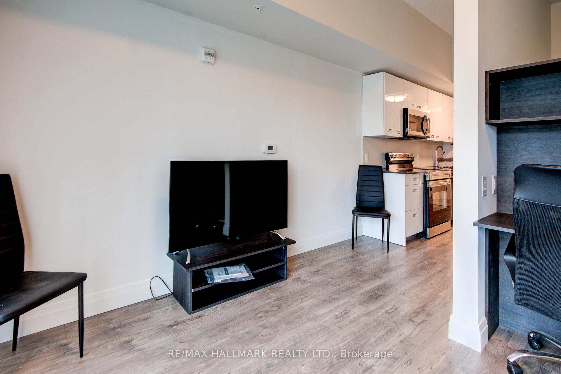 Photo 13 of Unit 406, 652 Princess Street, Kingston, Central City East — HOMEH