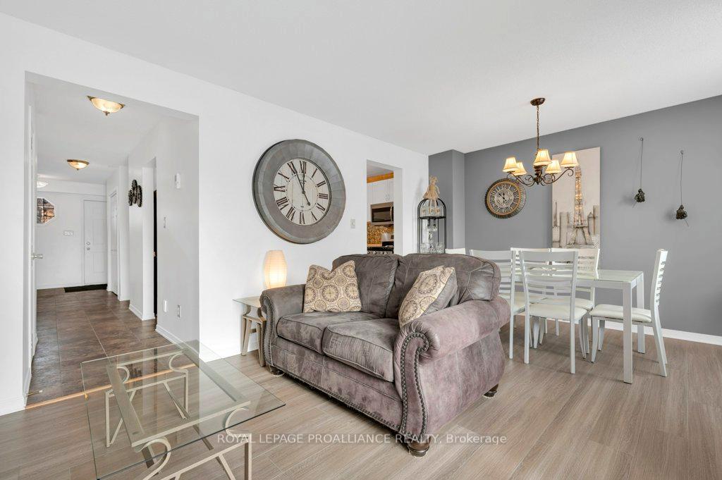 Photo 6 of Unit 8, 99 Progress Avenue, Belleville, Belleville Ward — HOMEH