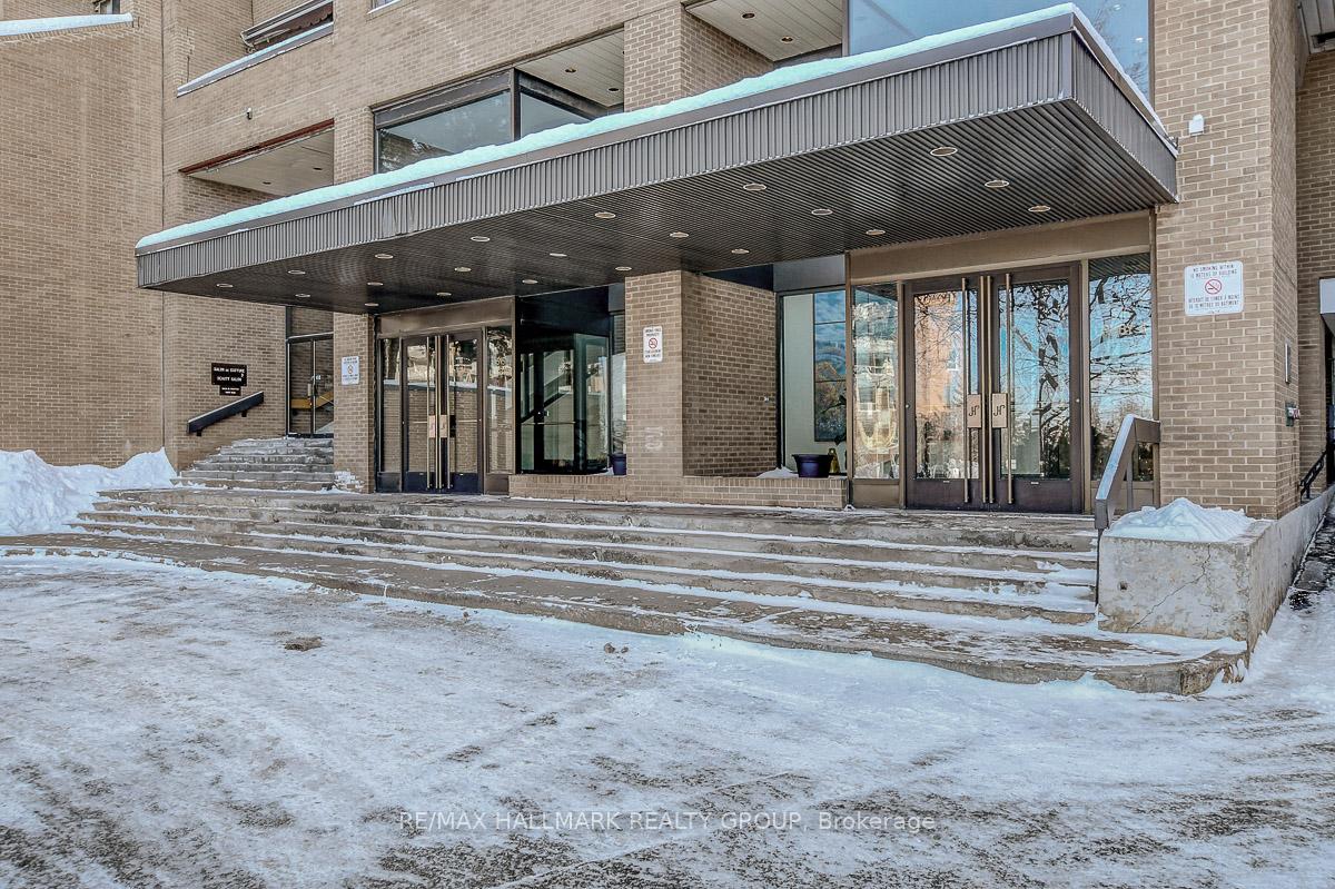Photo 2 of Unit 1707, 515 St Laurent Boulevard, Ottawa, Viscount Alexander Park — HOMEH