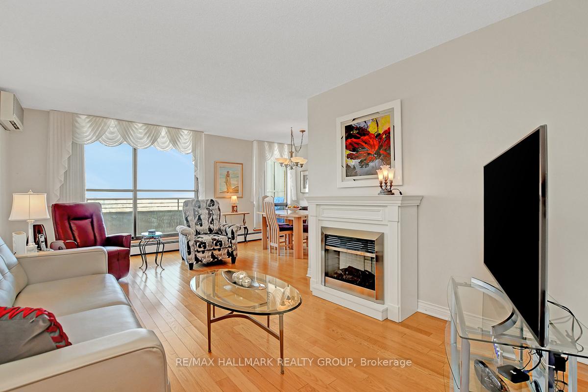 Photo 7 of Unit 1707, 515 St Laurent Boulevard, Ottawa, Viscount Alexander Park — HOMEH
