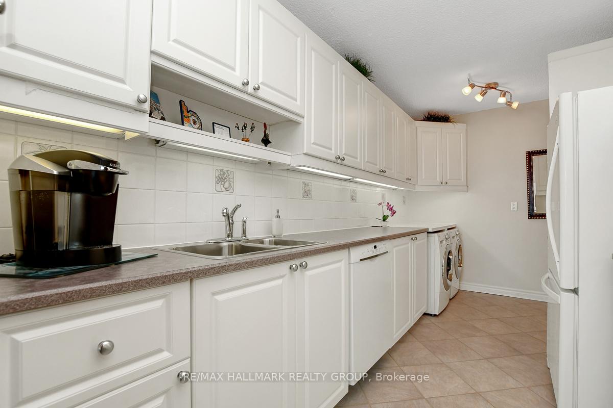 Photo 15 of Unit 1707, 515 St Laurent Boulevard, Ottawa, Viscount Alexander Park — HOMEH