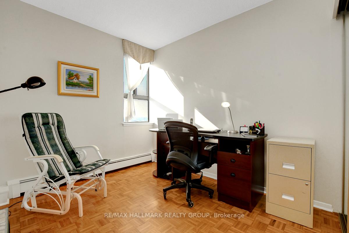 Photo 23 of Unit 1707, 515 St Laurent Boulevard, Ottawa, Viscount Alexander Park — HOMEH