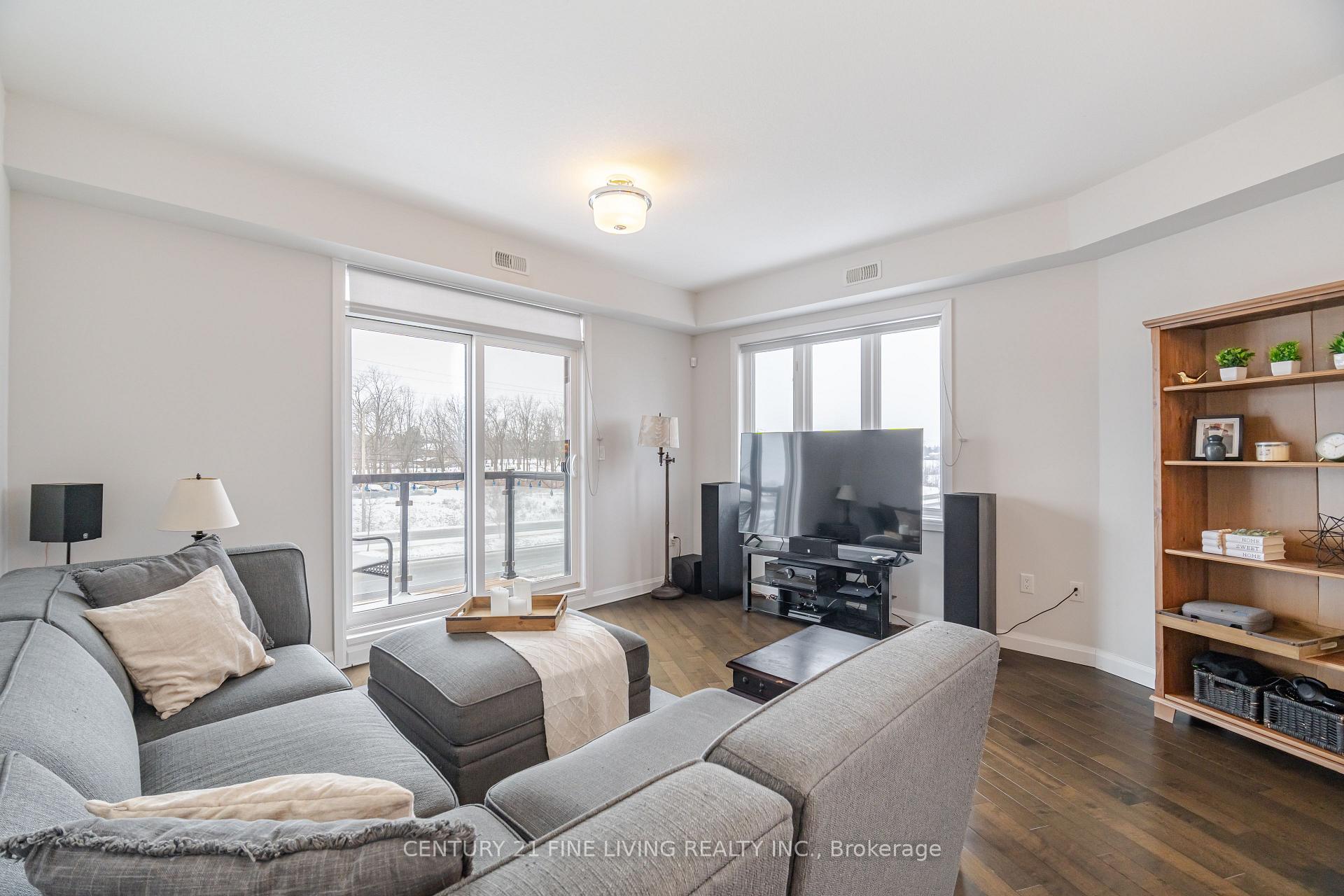 Photo 8 of Unit 18, 23 Echovalley Drive, Hamilton, Stoney Creek Mountain — HOMEH