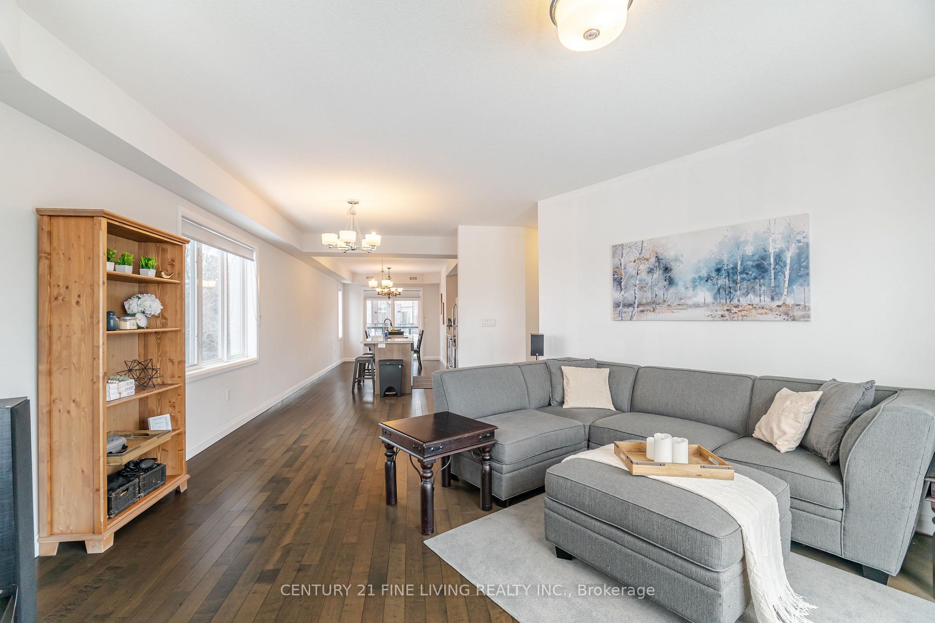 Photo 11 of Unit 18, 23 Echovalley Drive, Hamilton, Stoney Creek Mountain — HOMEH