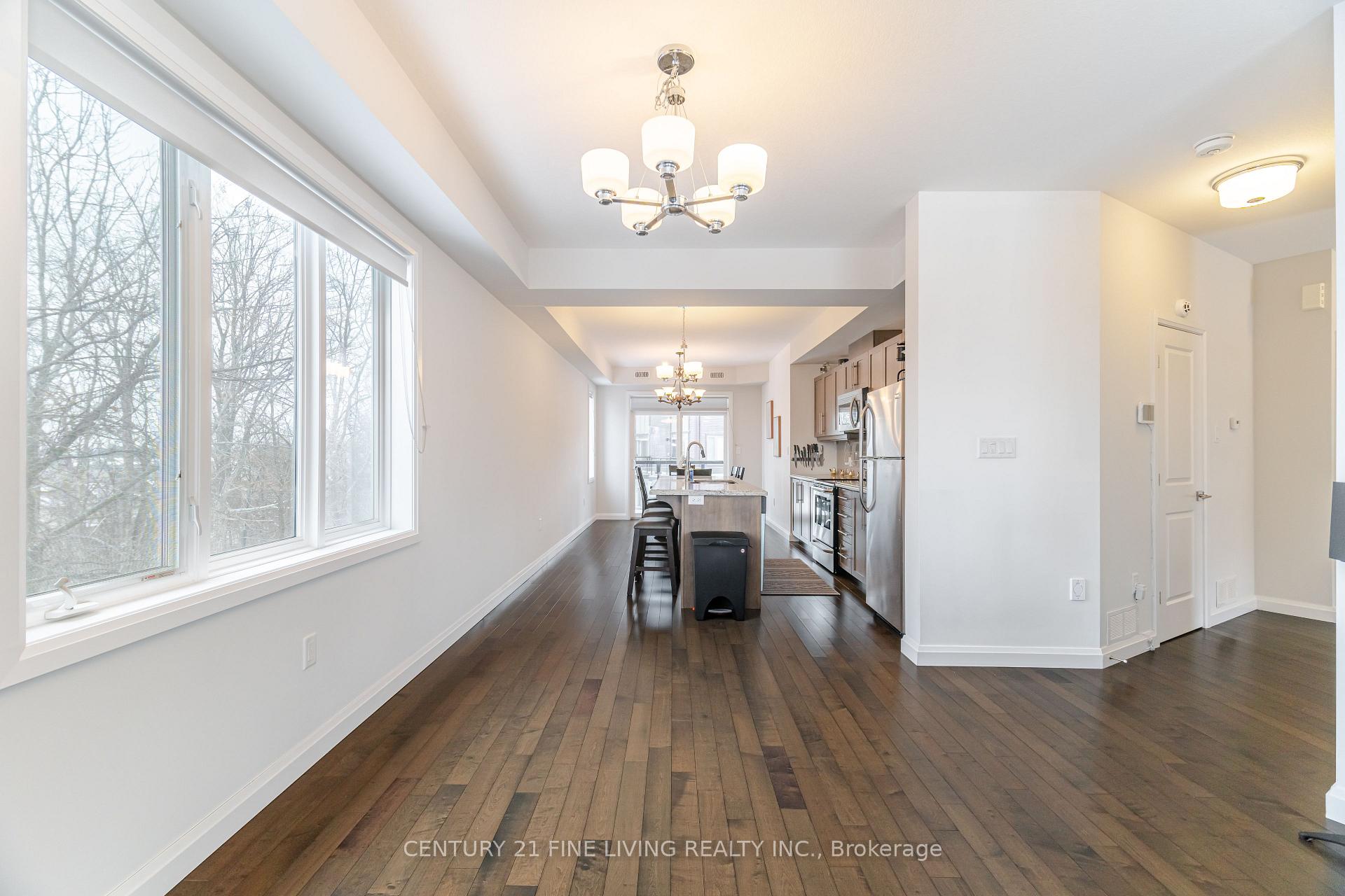 Photo 13 of Unit 18, 23 Echovalley Drive, Hamilton, Stoney Creek Mountain — HOMEH