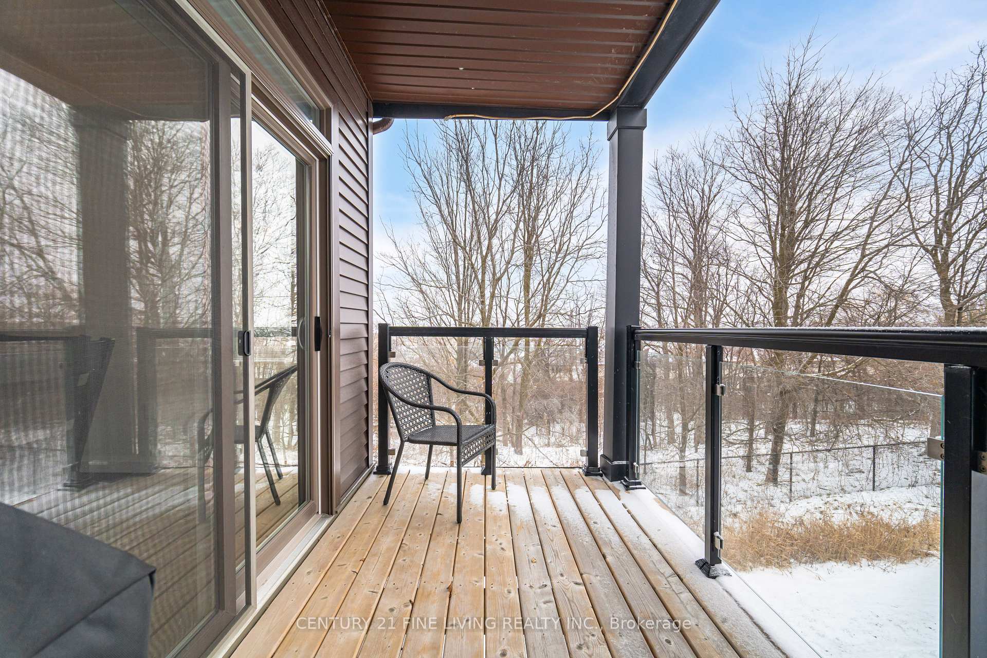 Photo 27 of Unit 18, 23 Echovalley Drive, Hamilton, Stoney Creek Mountain — HOMEH