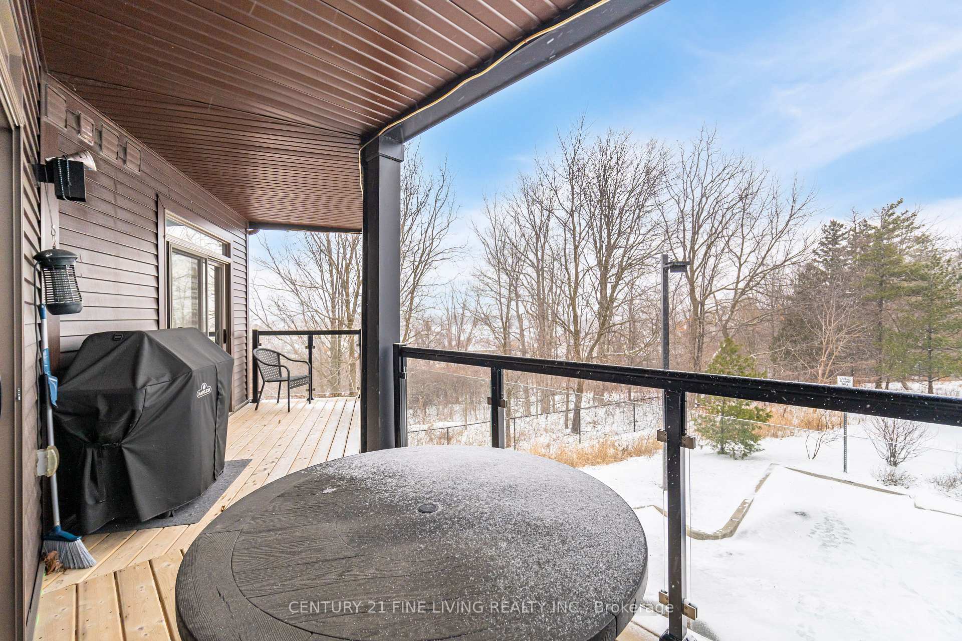 Photo 35 of Unit 18, 23 Echovalley Drive, Hamilton, Stoney Creek Mountain — HOMEH