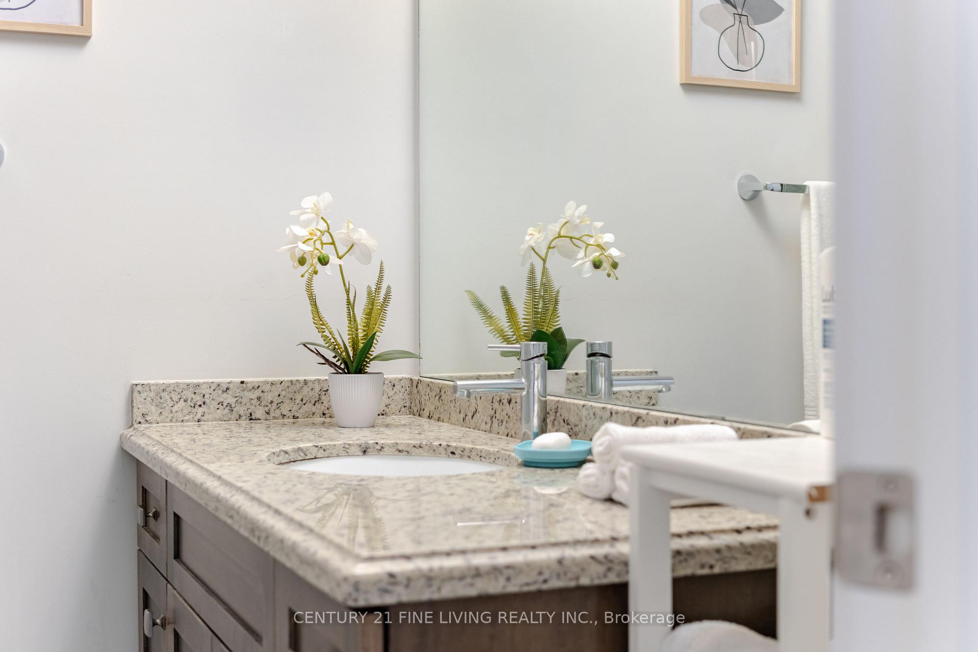 Photo 38 of Unit 18, 23 Echovalley Drive, Hamilton, Stoney Creek Mountain — HOMEH