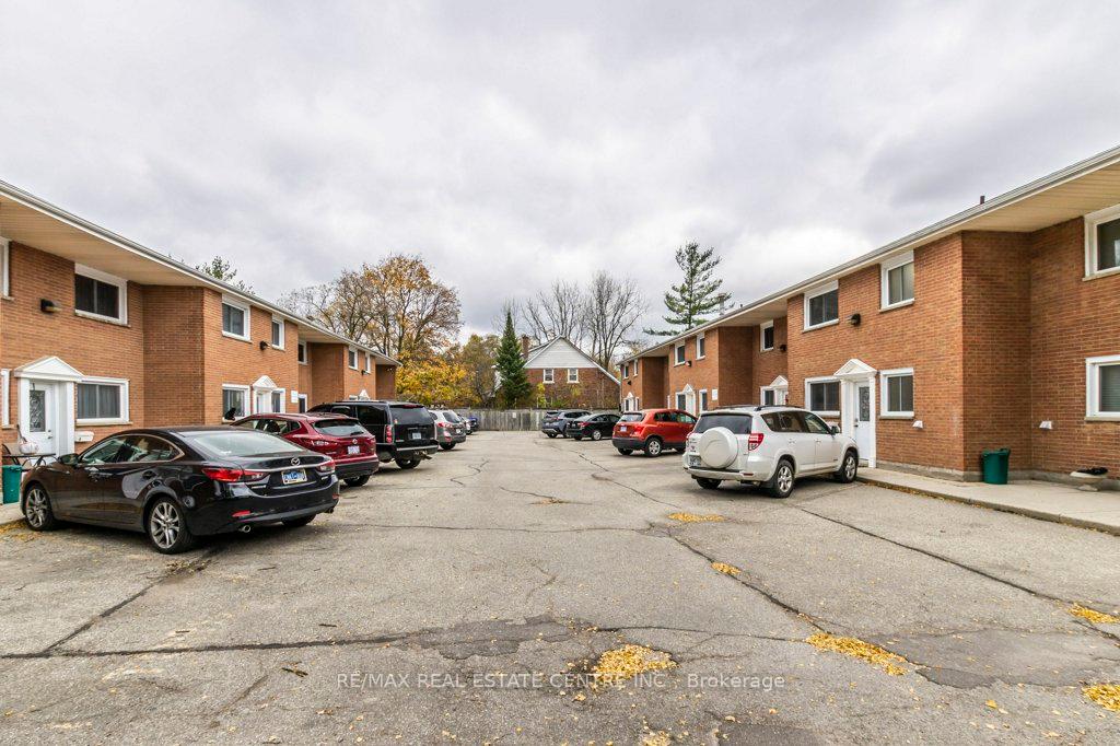 Photo 2 of Unit E, 48 Windom Road E, Kitchener — HOMEH