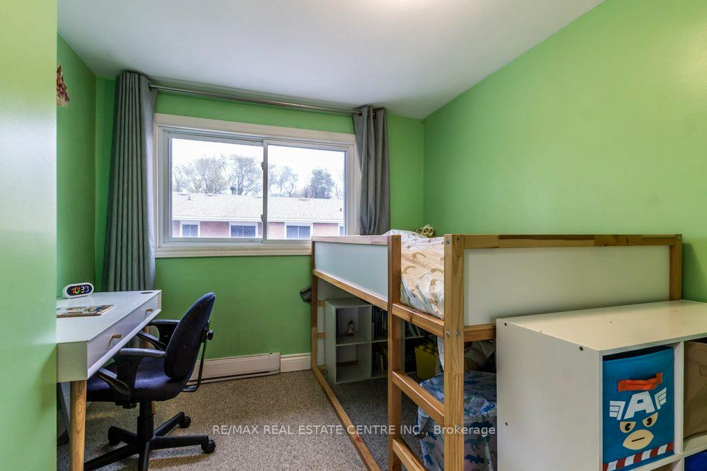 Photo 22 of Unit E, 48 Windom Road E, Kitchener — HOMEH