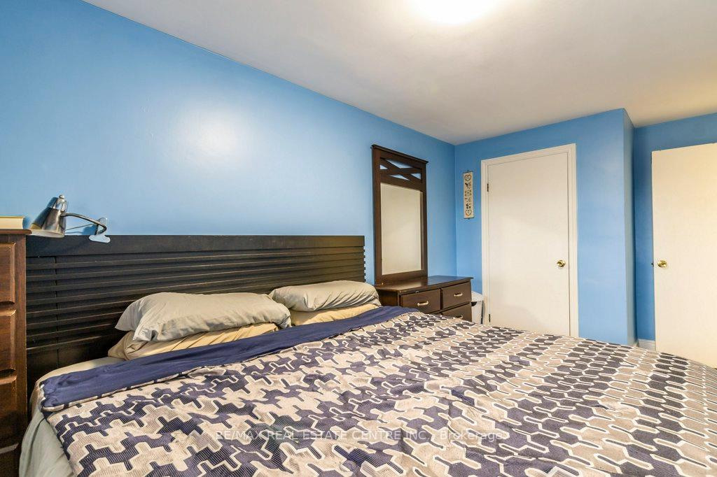 Photo 25 of Unit E, 48 Windom Road E, Kitchener — HOMEH