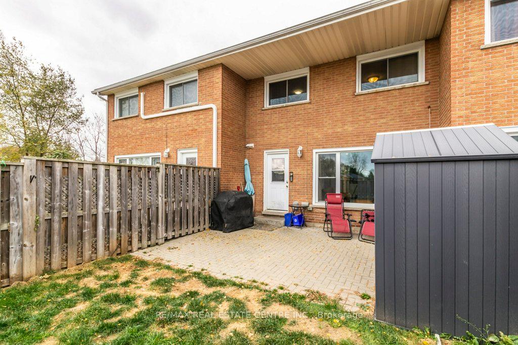 Photo 32 of Unit E, 48 Windom Road E, Kitchener — HOMEH